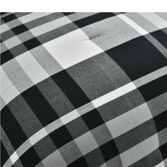 The Grav Barn Cedar Tree Yarn dyed black and white 
5-piece Comforter Set - Picture 7 of 9